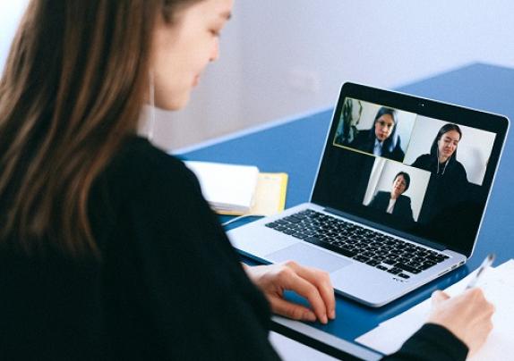 Tech News : Deepfaked Eyes On Video Calls